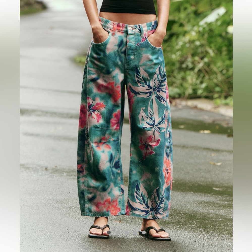 Free People We The Free Good Luck Printed Barrel Jeans in Pool Floral